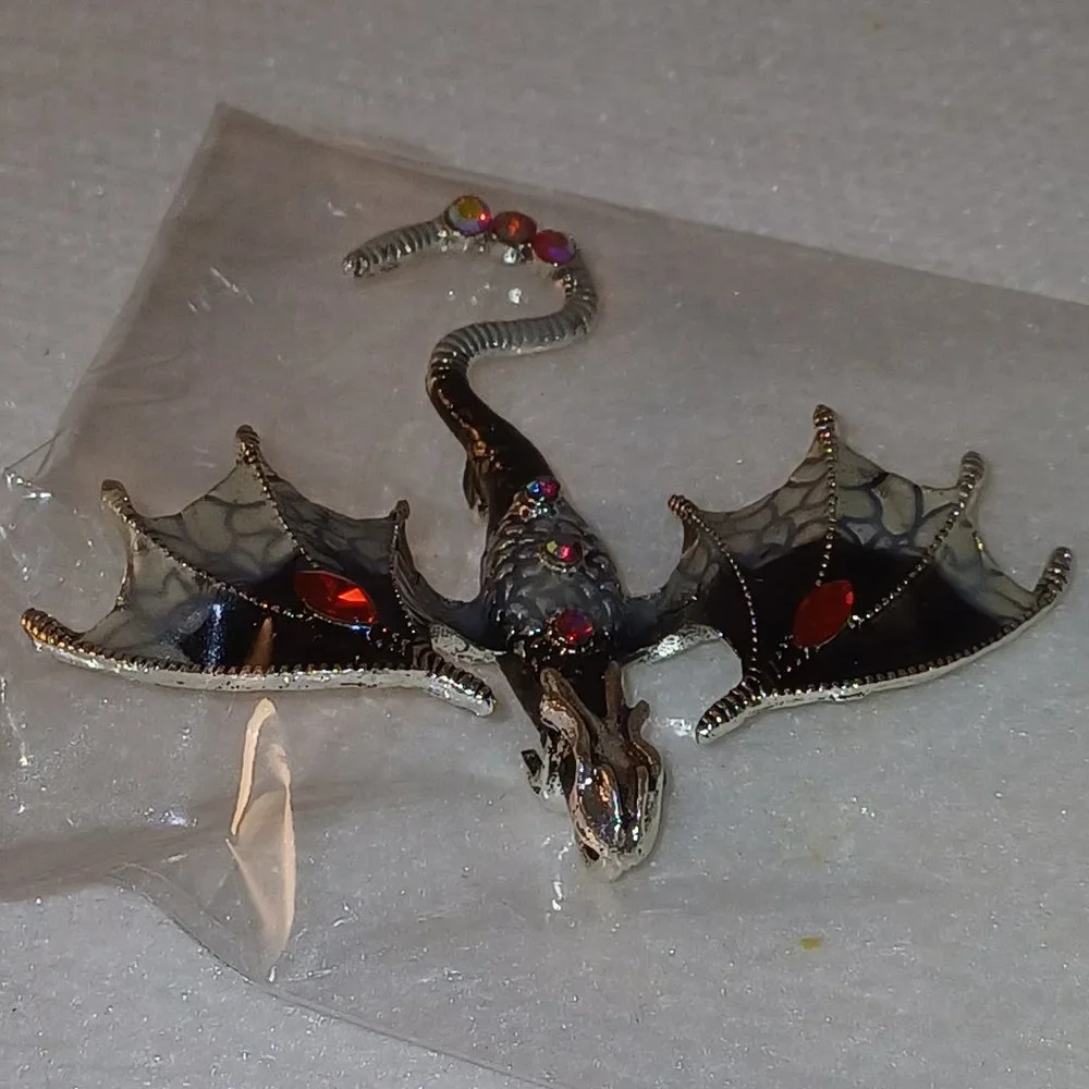 NWT Dragon Flying Pteradactyl Pin Brooch Metallic Halloween Jewelry AQUA BLUE - Picture 10 of 12